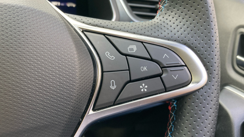 Renault Symbioz 1.6 E-Tech FHEV 145 Iconic Esprit Alpine 5dr Auto Hybrid Estate